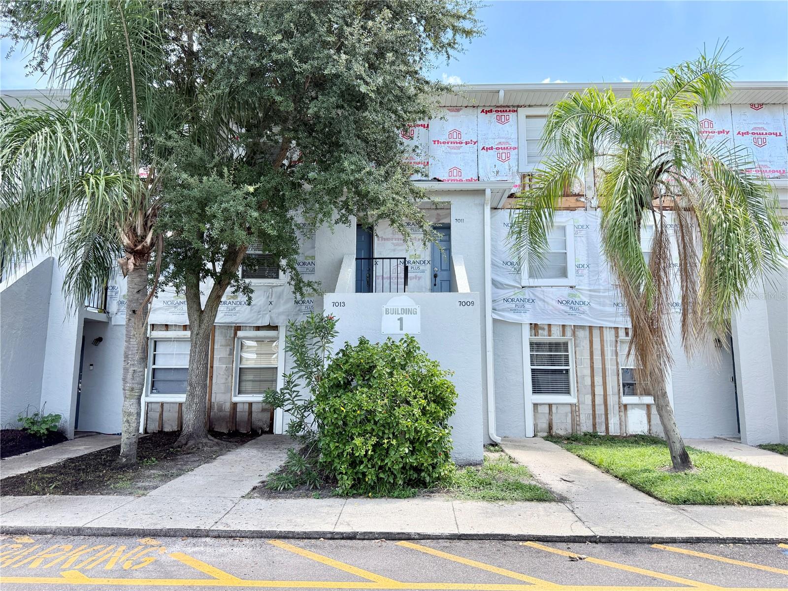 Photo of 7011 WATERSIDE DR TAMPA FL 33617