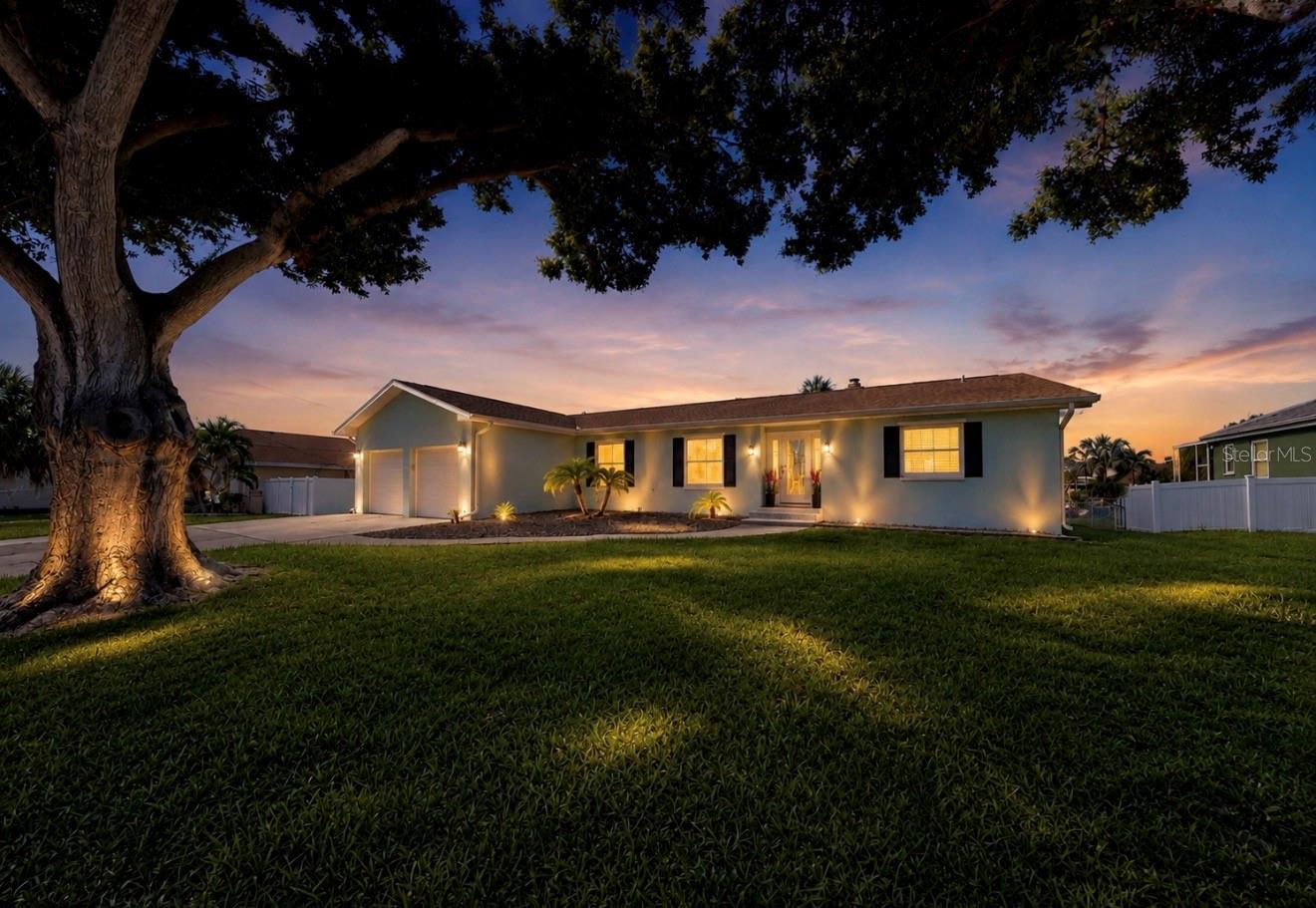 Photo of 708 SPANISH MAIN DRIVE APOLLO BEACH FL 33572