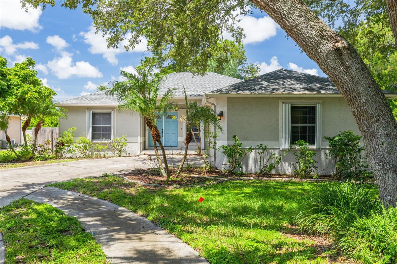 Photo of 2102 BRADFORD STREET CLEARWATER FL 33760