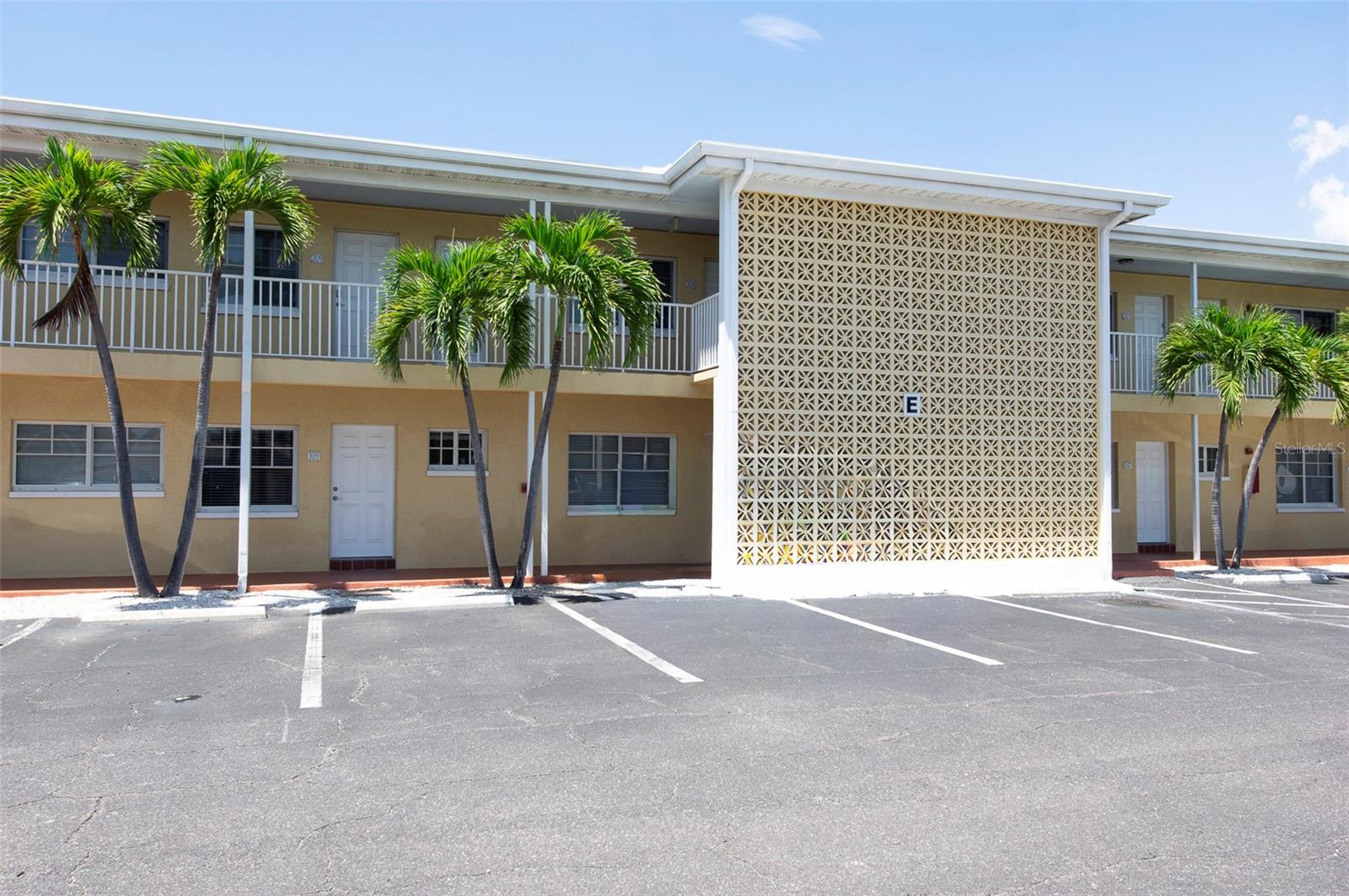 Photo of 19417 GULF BOULEVARD #E109 INDIAN ROCKS BEACH FL 33785
