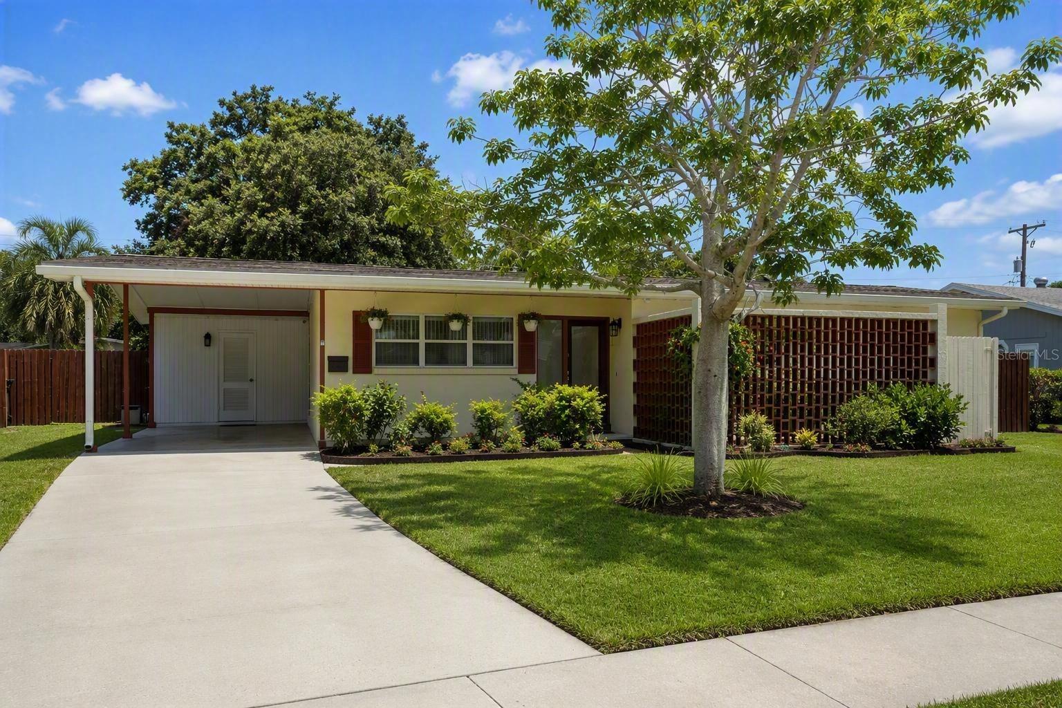 Photo of 3416 PICWOOD ROAD TAMPA FL 33618