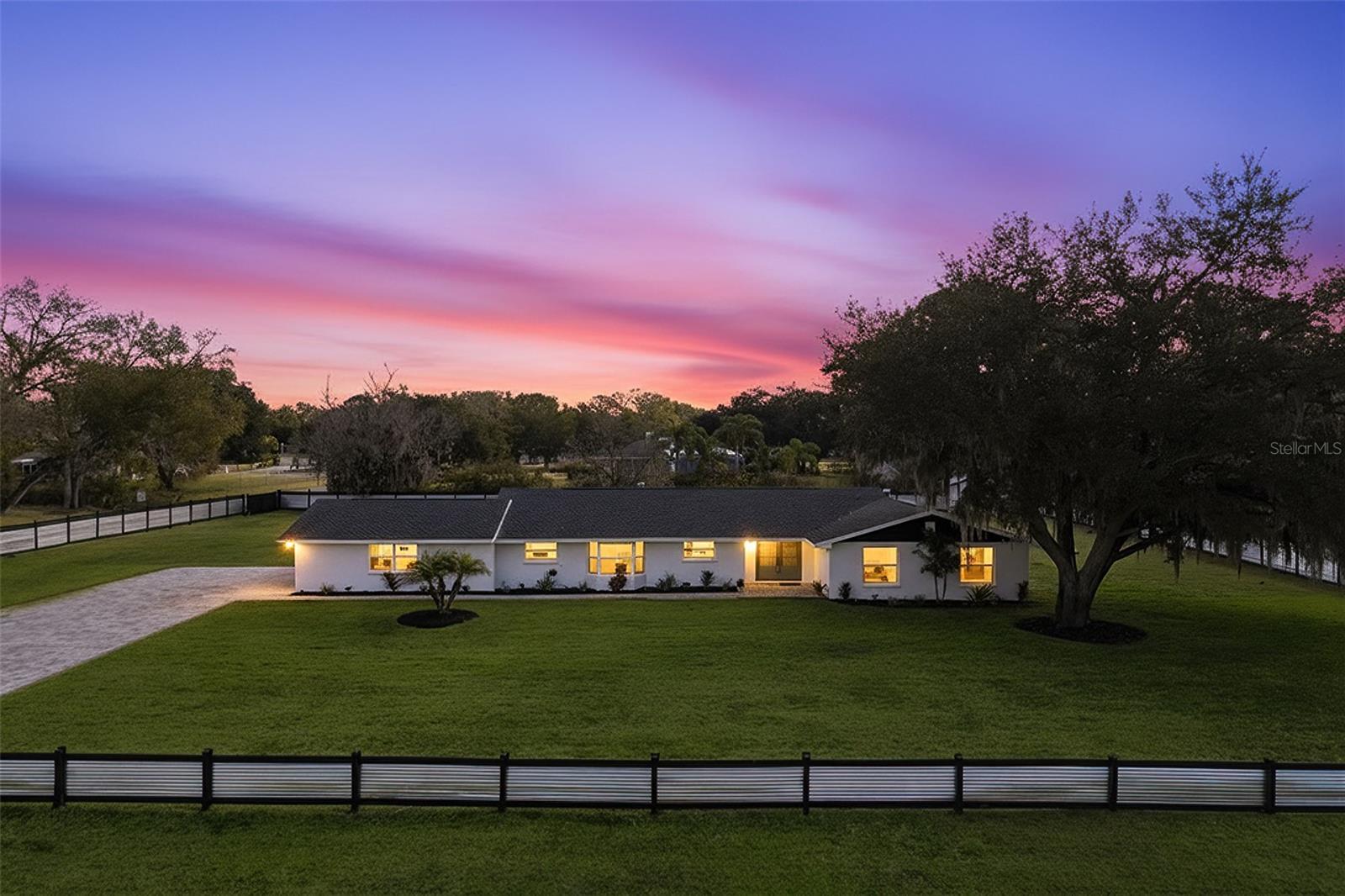 Photo of 2338 MEADOWBROOK DRIVE LUTZ FL 33558