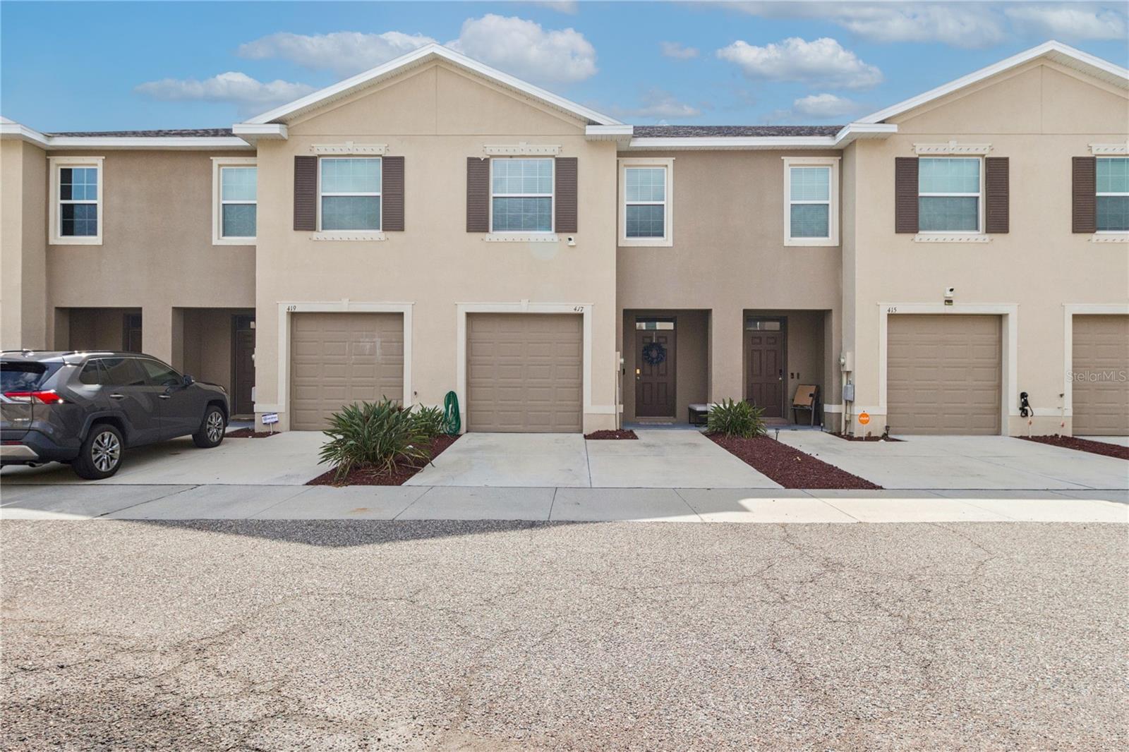 Photo of 417 NEWMONT CIRCLE RUSKIN FL 33570
