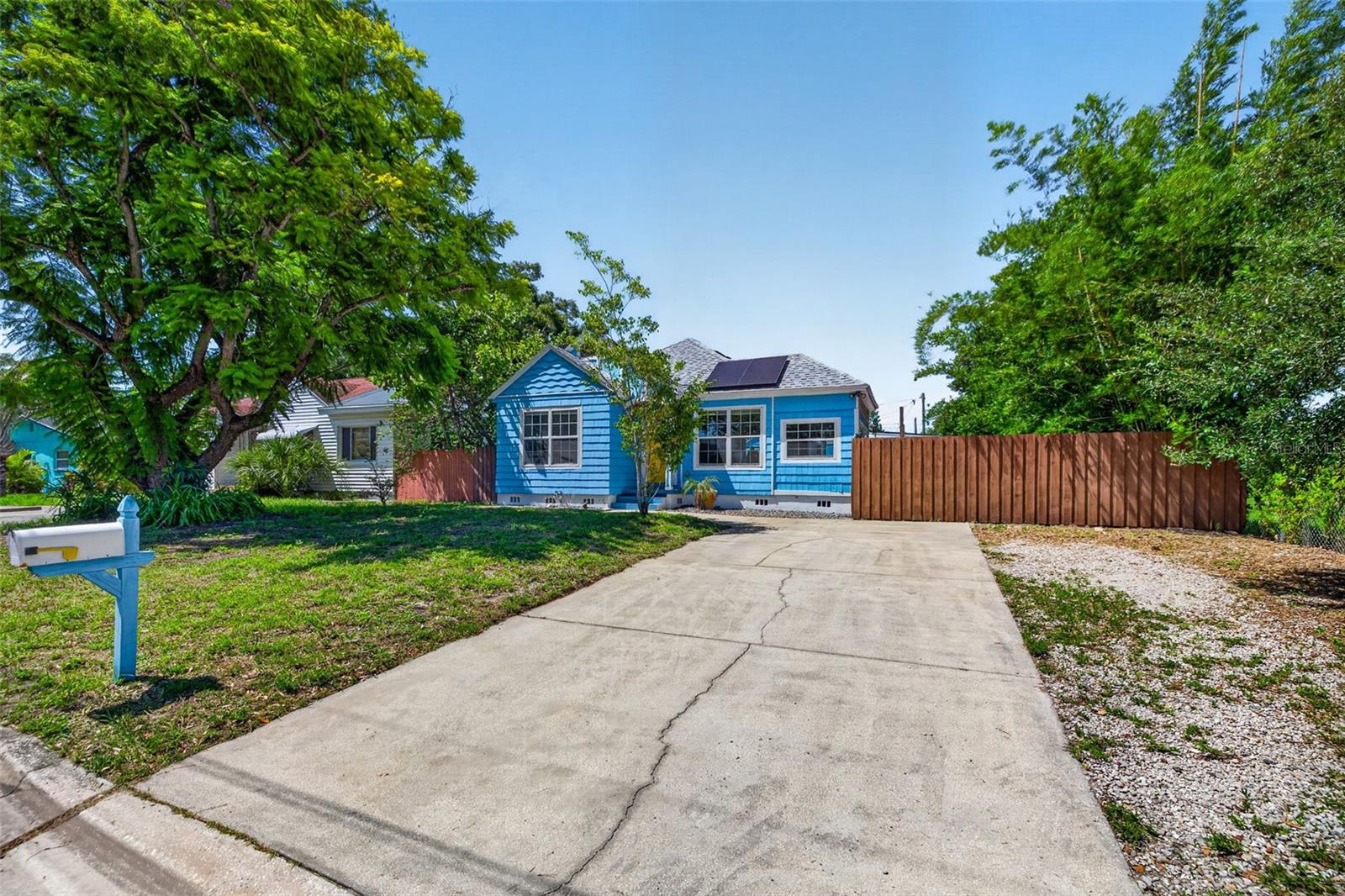 Photo of 2101 20TH AVENUE ST PETERSBURG FL 33713