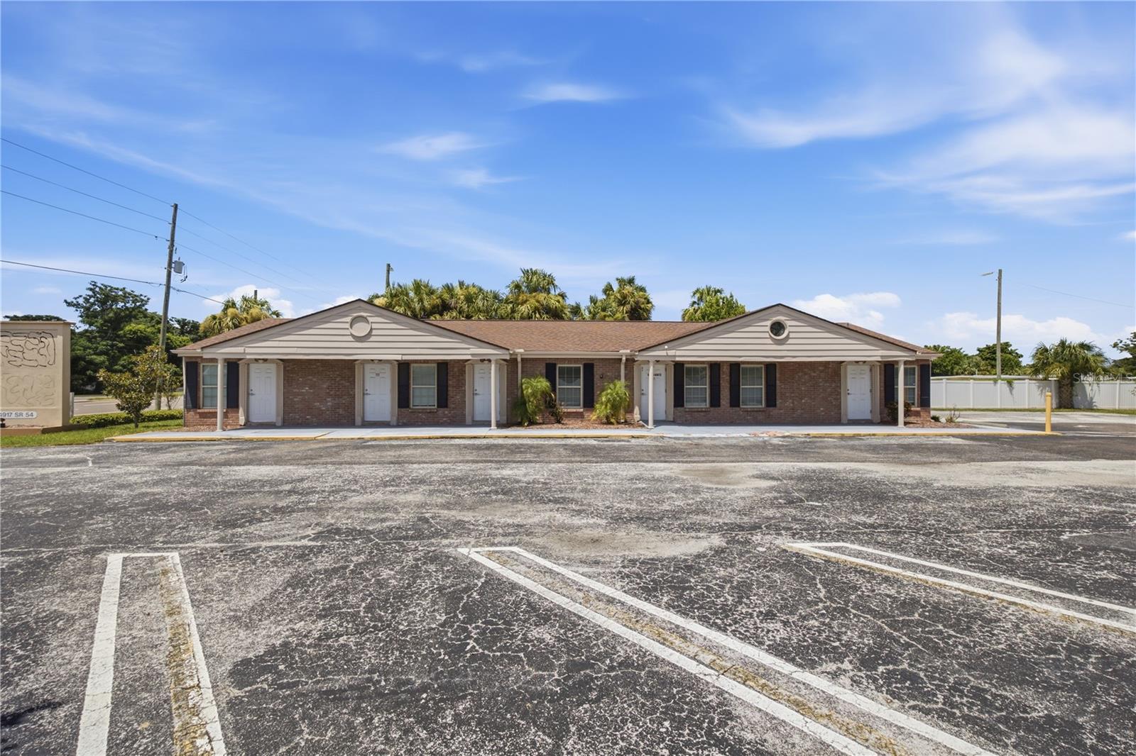 Photo of 4911 STATE ROAD 54 NEW PORT RICHEY FL 34652