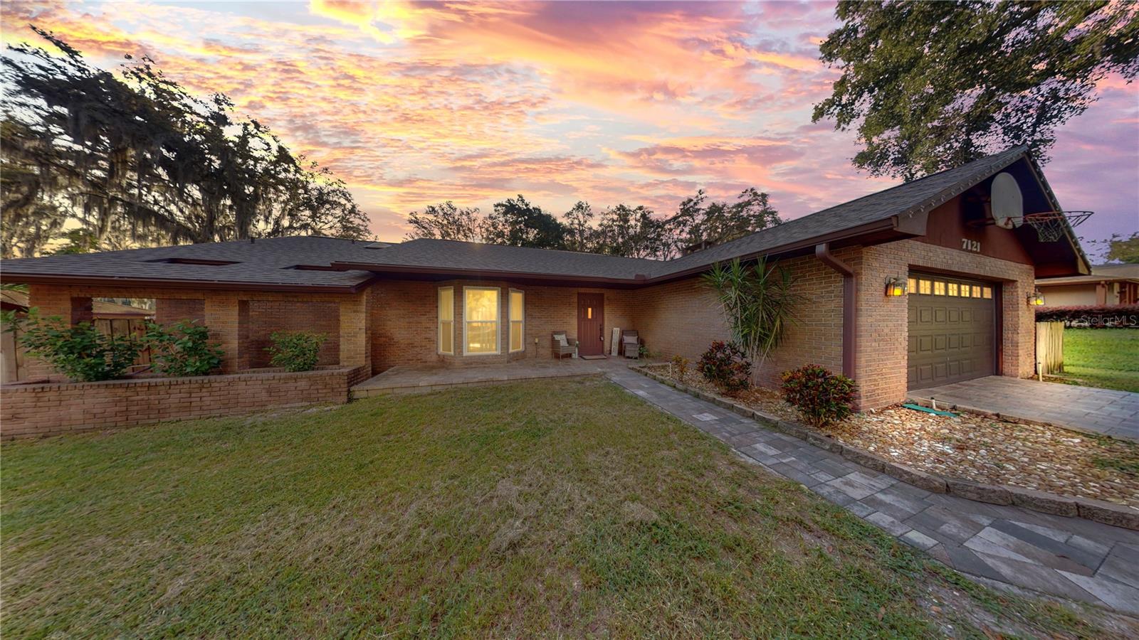 Photo of 7121 ODONIEL LOOP LAKELAND FL 33809