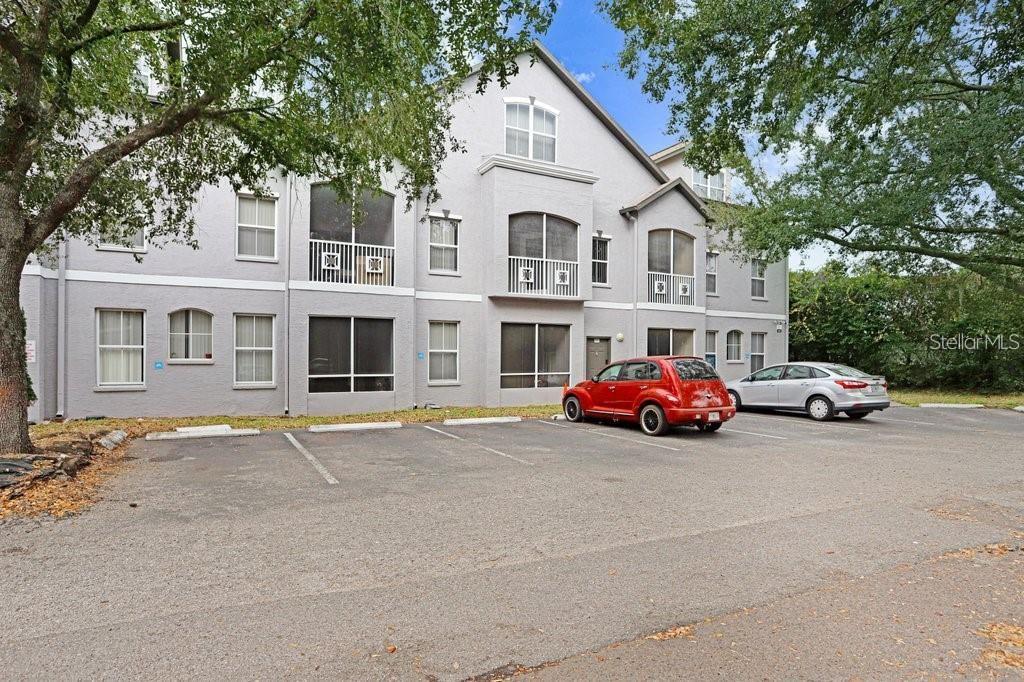 Photo of 5031 SUNRIDGE PALMS DRIVE TAMPA FL 33617