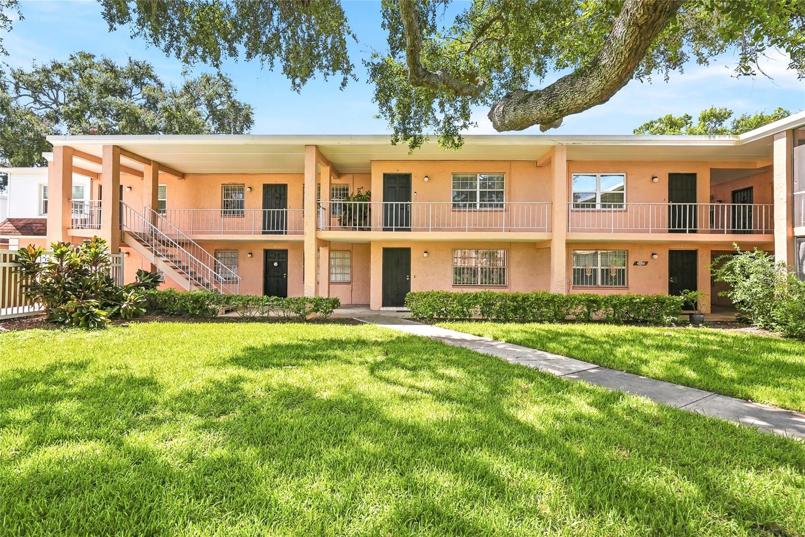 Photo of 4702 MICHAEL COURT #142 TAMPA FL 33614