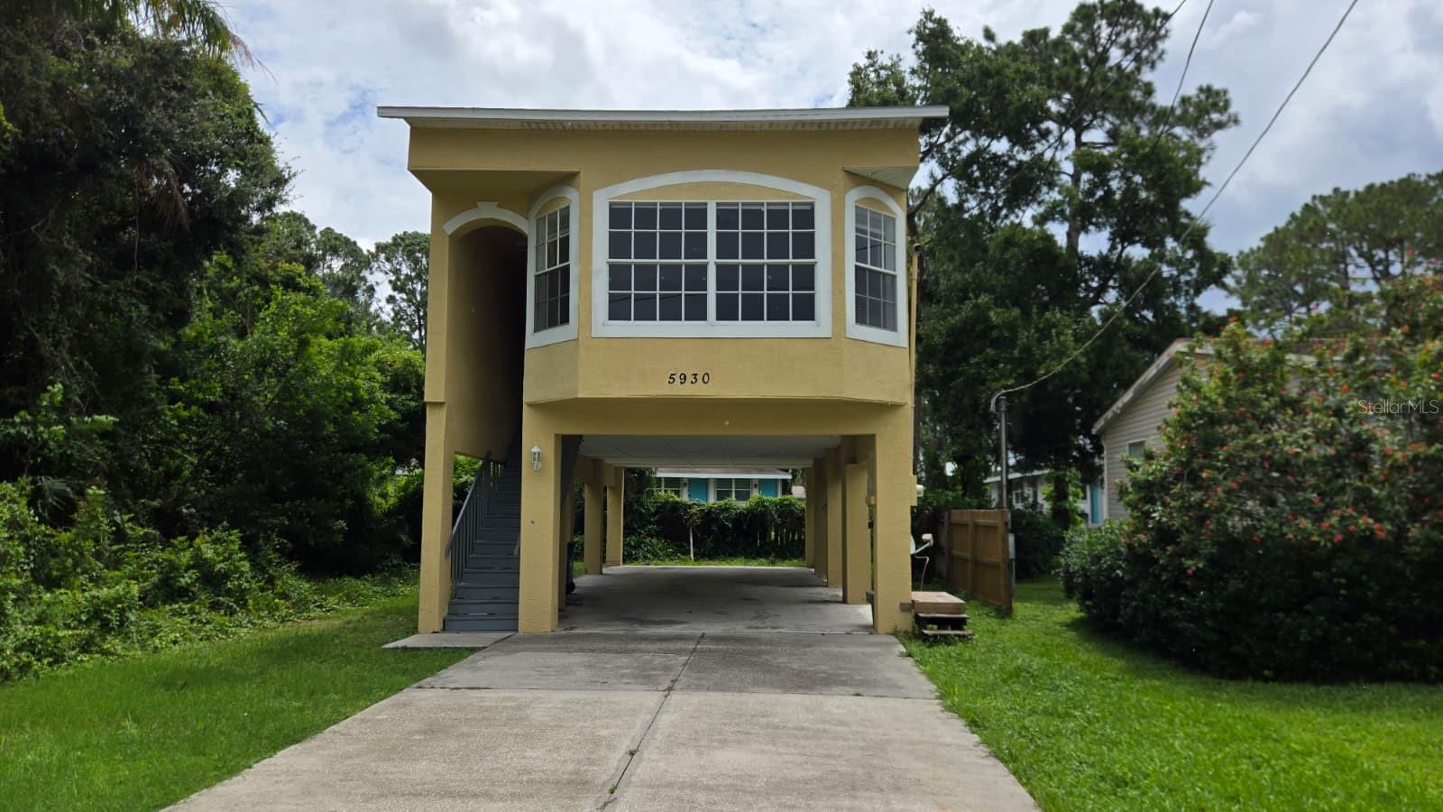 Photo of 5930 MOHR LOOP TAMPA FL 33615