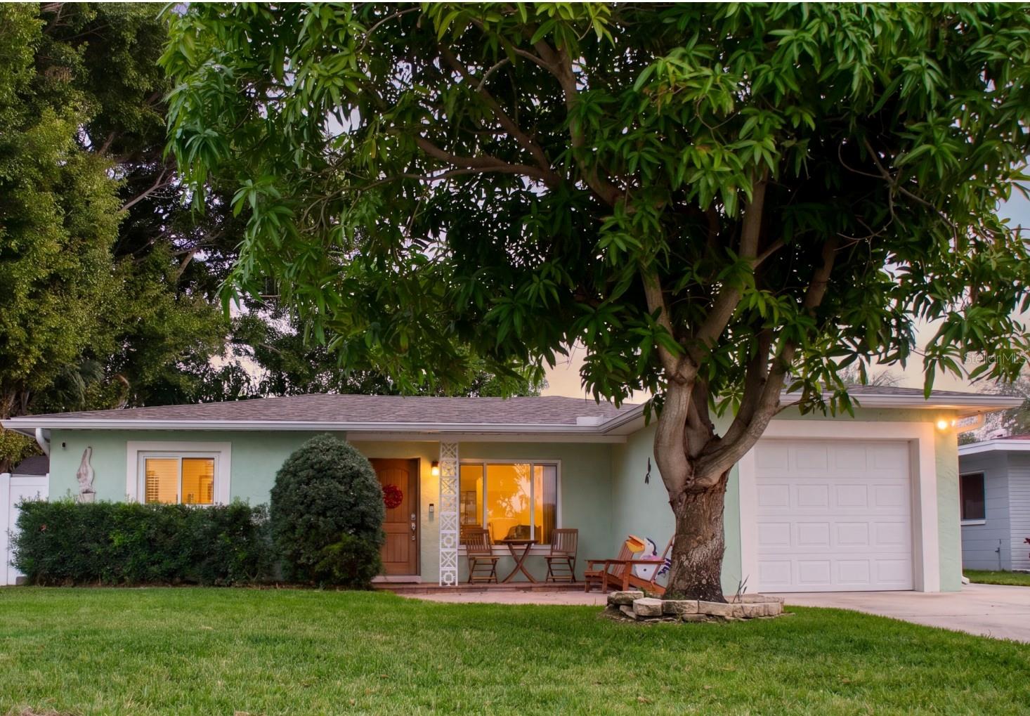 Photo of 1424 COREY WAY SOUTH PASADENA FL 33707