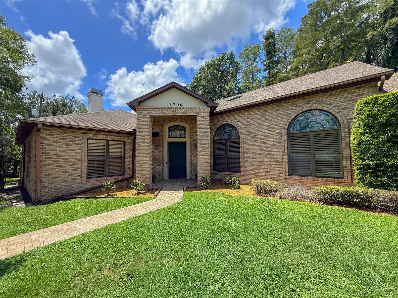 Photo of 11708 ORANGE GROVE DRIVE TAMPA FL 33618