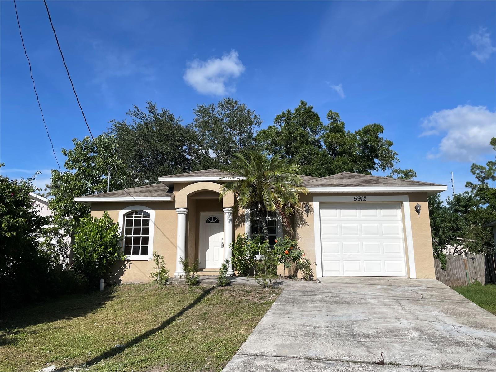 Photo of 5912 MOHR LOOP TAMPA FL 33615