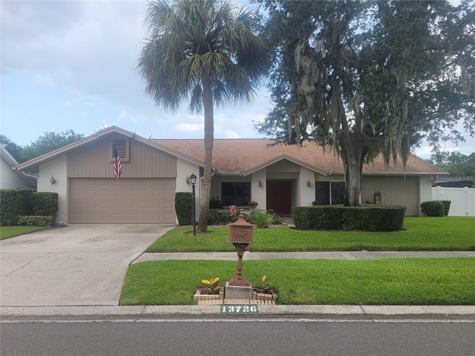 Photo of 13726 CHESTERSALL DRIVE TAMPA FL 33624