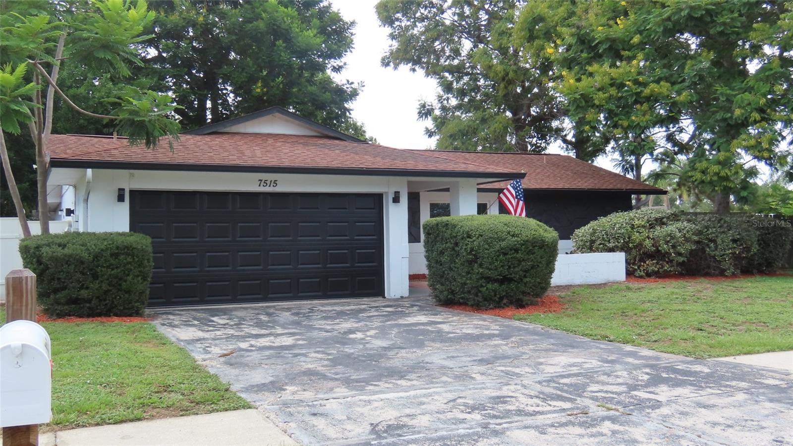 Photo of 7515 WINGING WAY DRIVE TAMPA FL 33615