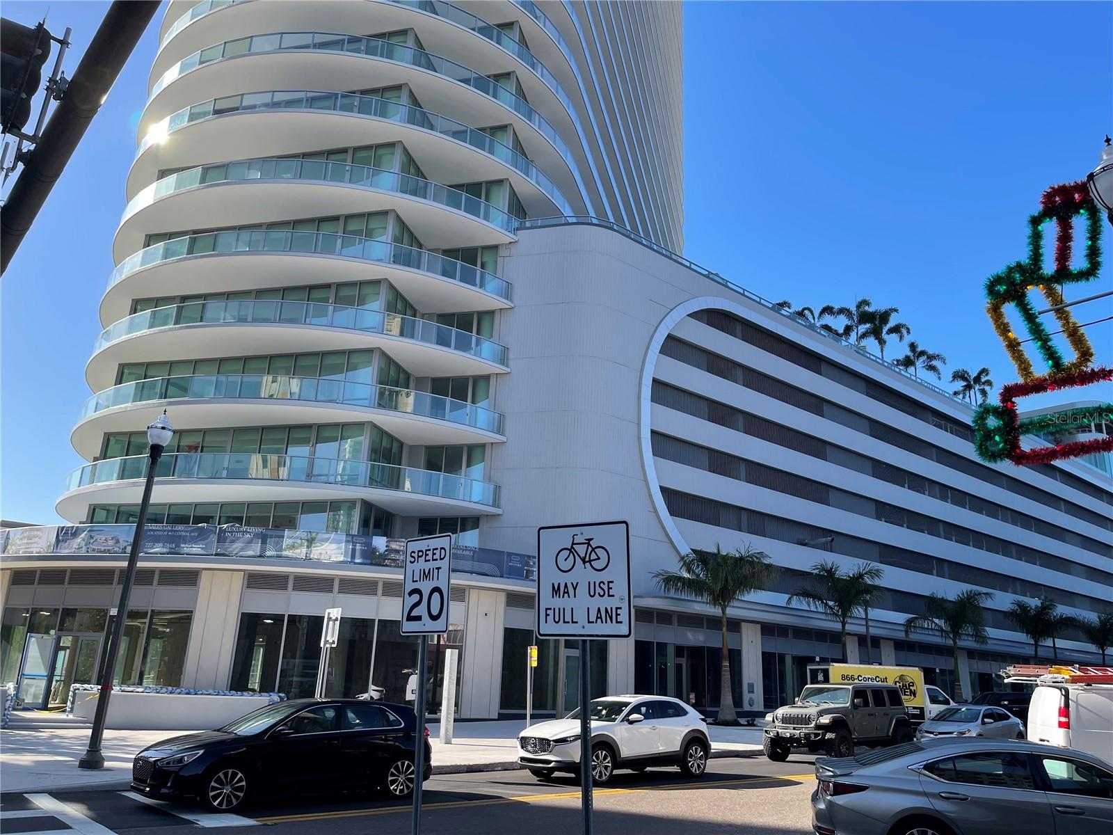 Photo of 400 CENTRAL AVENUE #2708 ST PETERSBURG FL 33701
