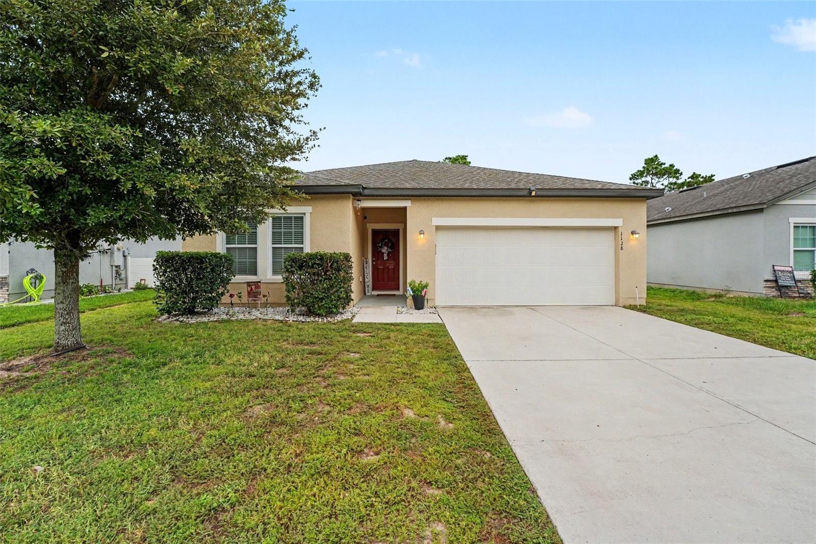 Photo of 1128 ROBERTA ROAD LAKE WALES FL 33853