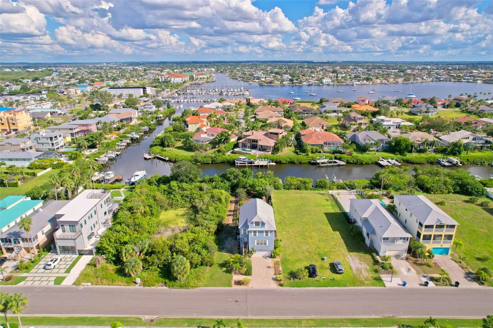 Photo of 6407 MARBELLA BOULEVARD APOLLO BEACH FL 33572