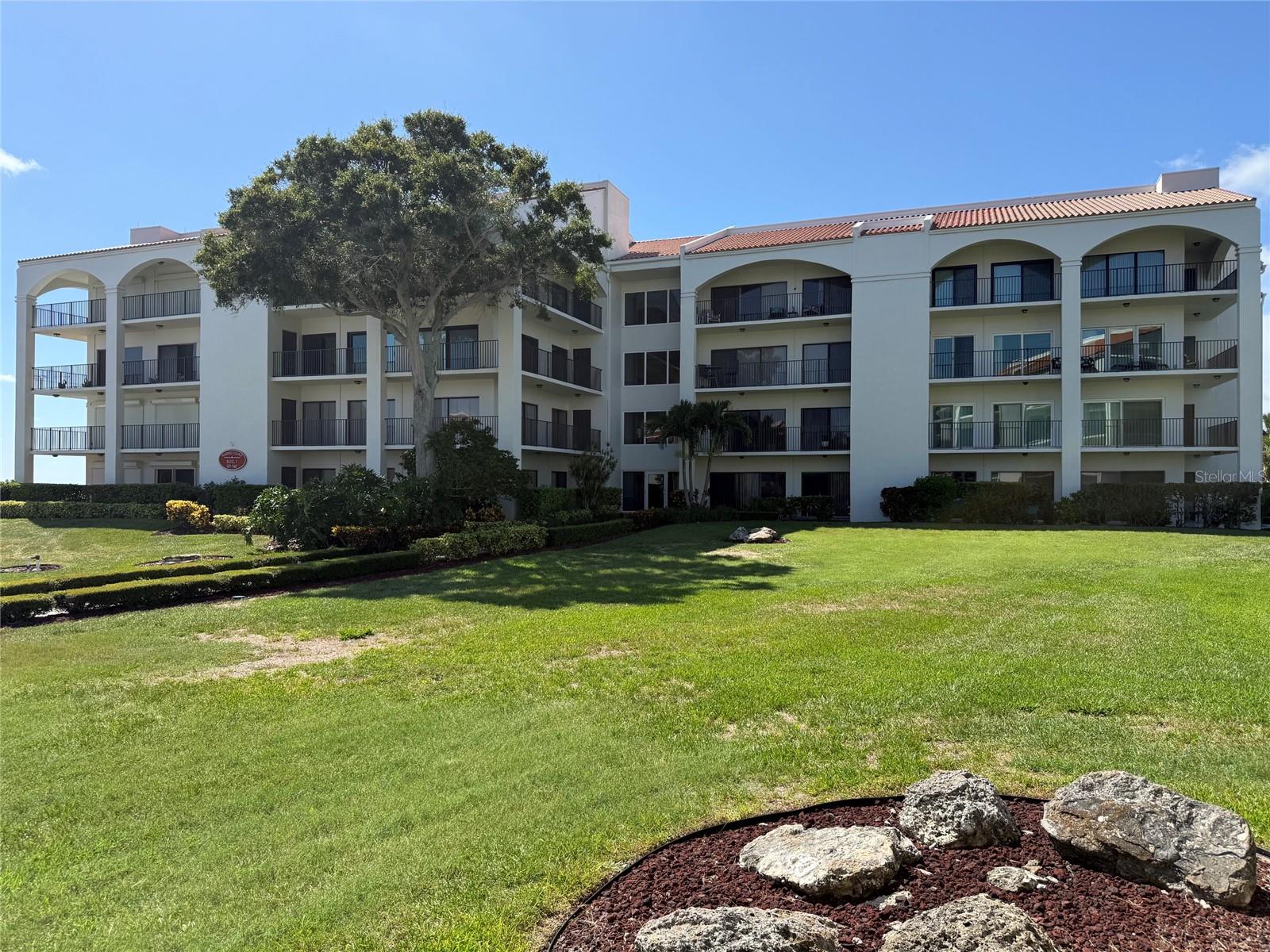 Photo of 306 MARINER DRIVE #306 TARPON SPRINGS FL 34689