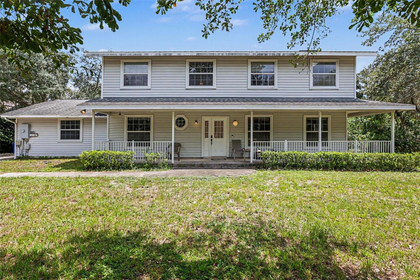 Photo of 10703 GALLOP PLACE TAMPA FL 33626