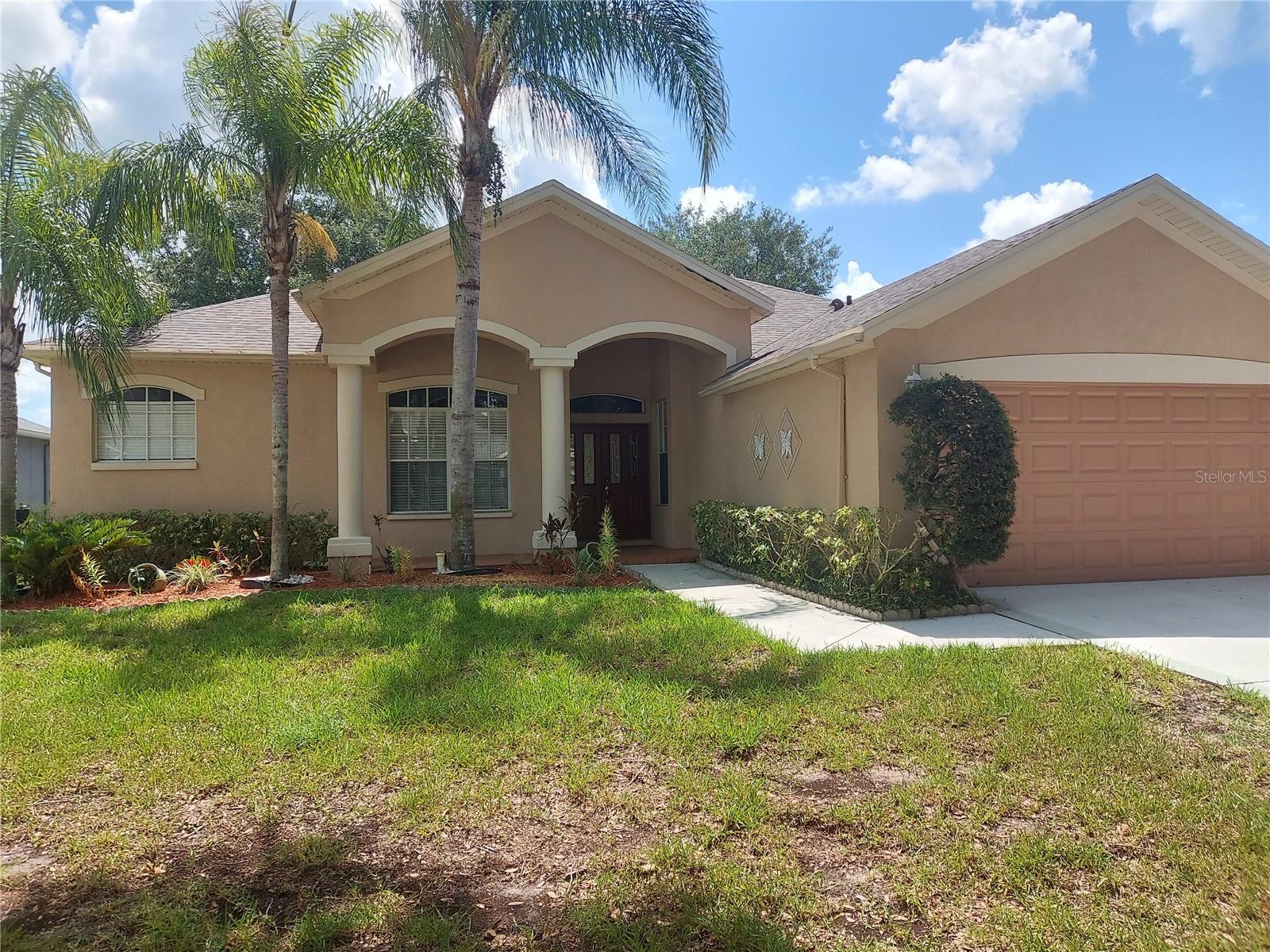 Photo of 1003 LUMSDEN TRACE CIRCLE VALRICO FL 33594