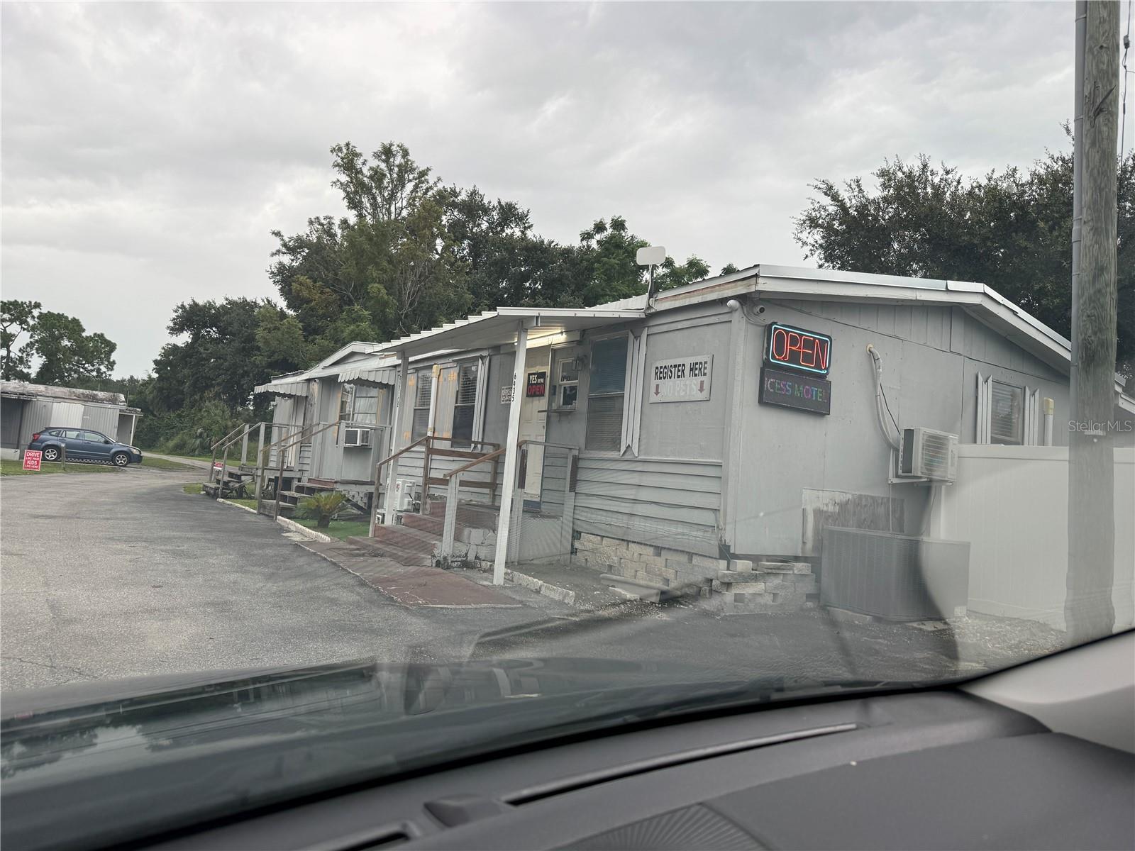 Photo of 6435 W HILLSBOROUGH AVENUE TAMPA FL 33634