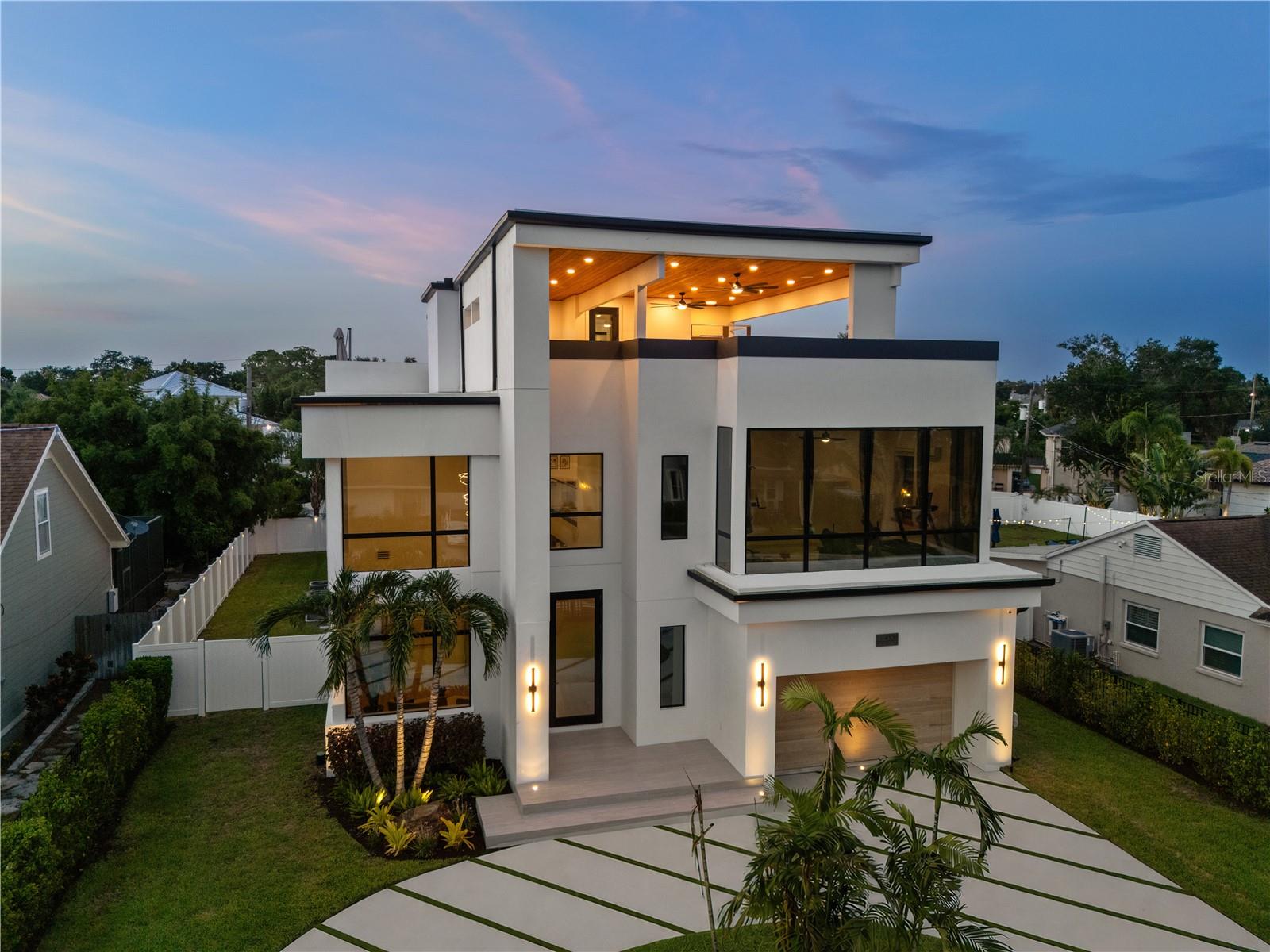 Photo of 4109 W WATROUS AVENUE TAMPA FL 33629