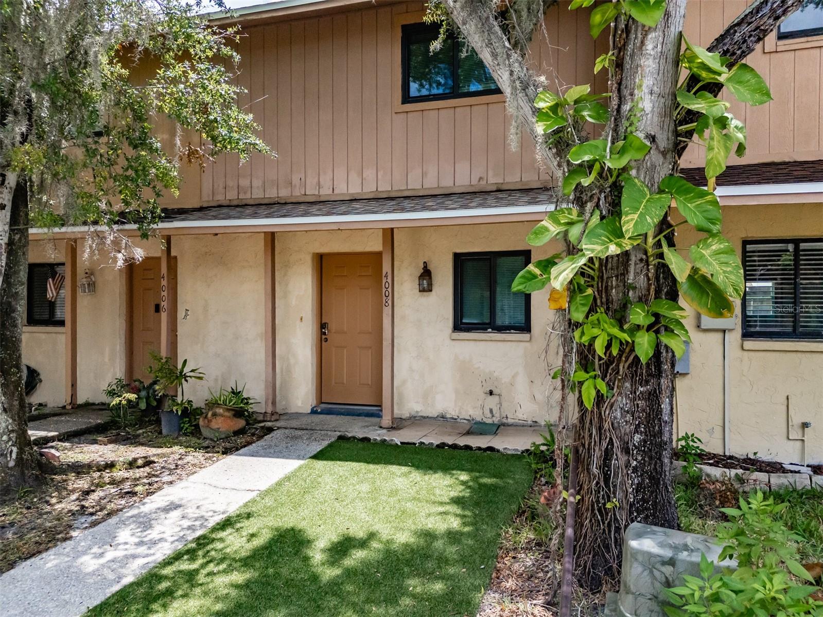 Photo of 4008 OAK LIMB TAMPA FL 33614