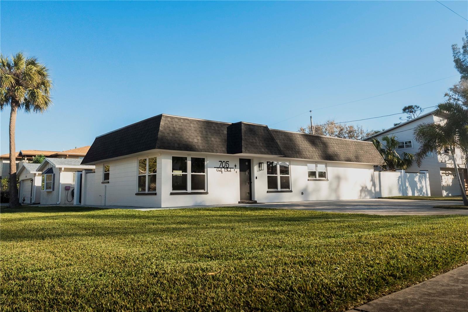 Photo of 705 GULF BOULEVARD BELLEAIR BEACH FL 33786