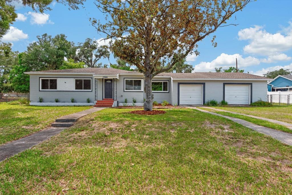 Photo of 215 S ELM ROAD LAKELAND FL 33801