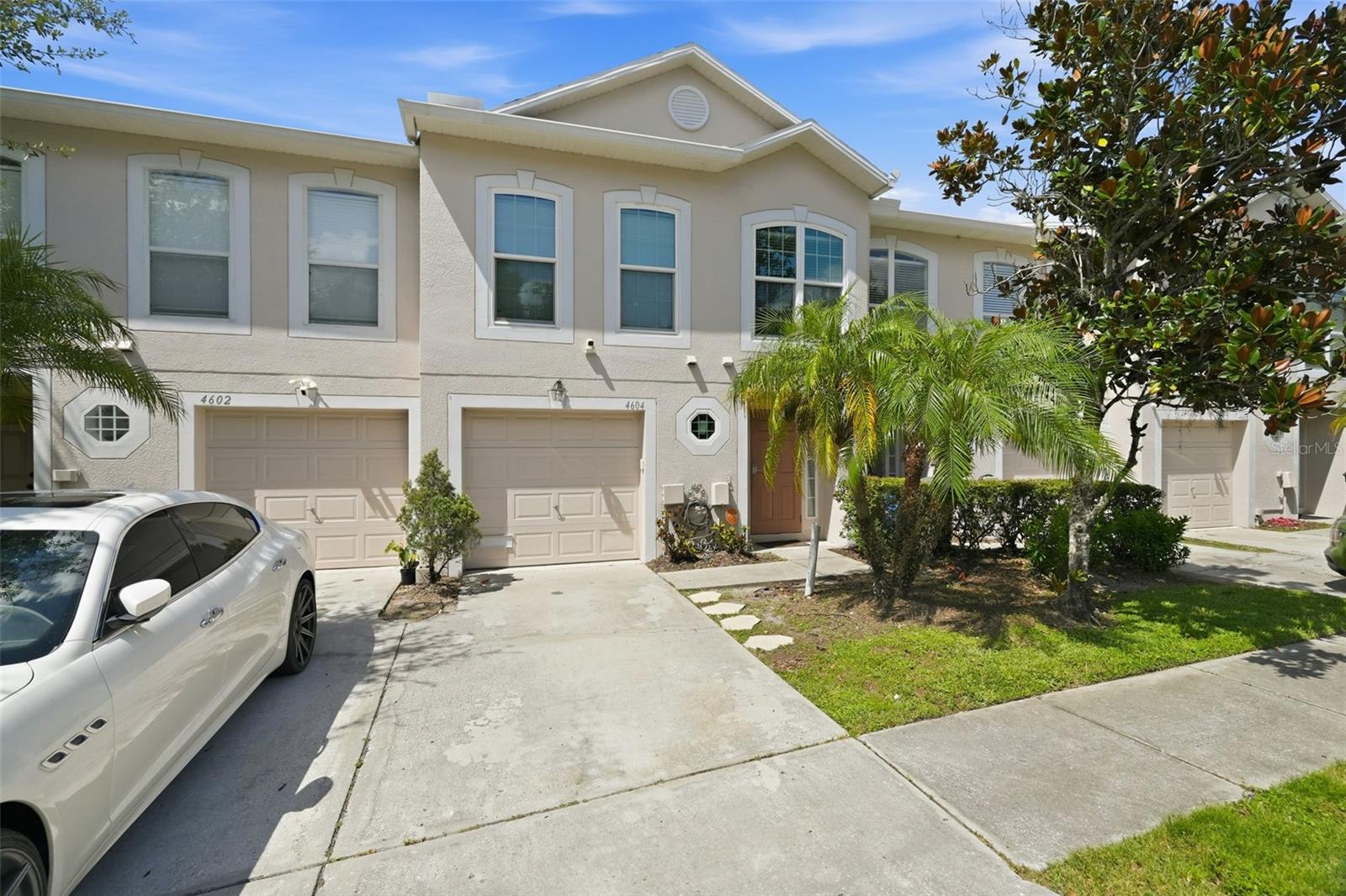 Photo of 4604 ASHBURN SQUARE DRIVE TAMPA FL 33610