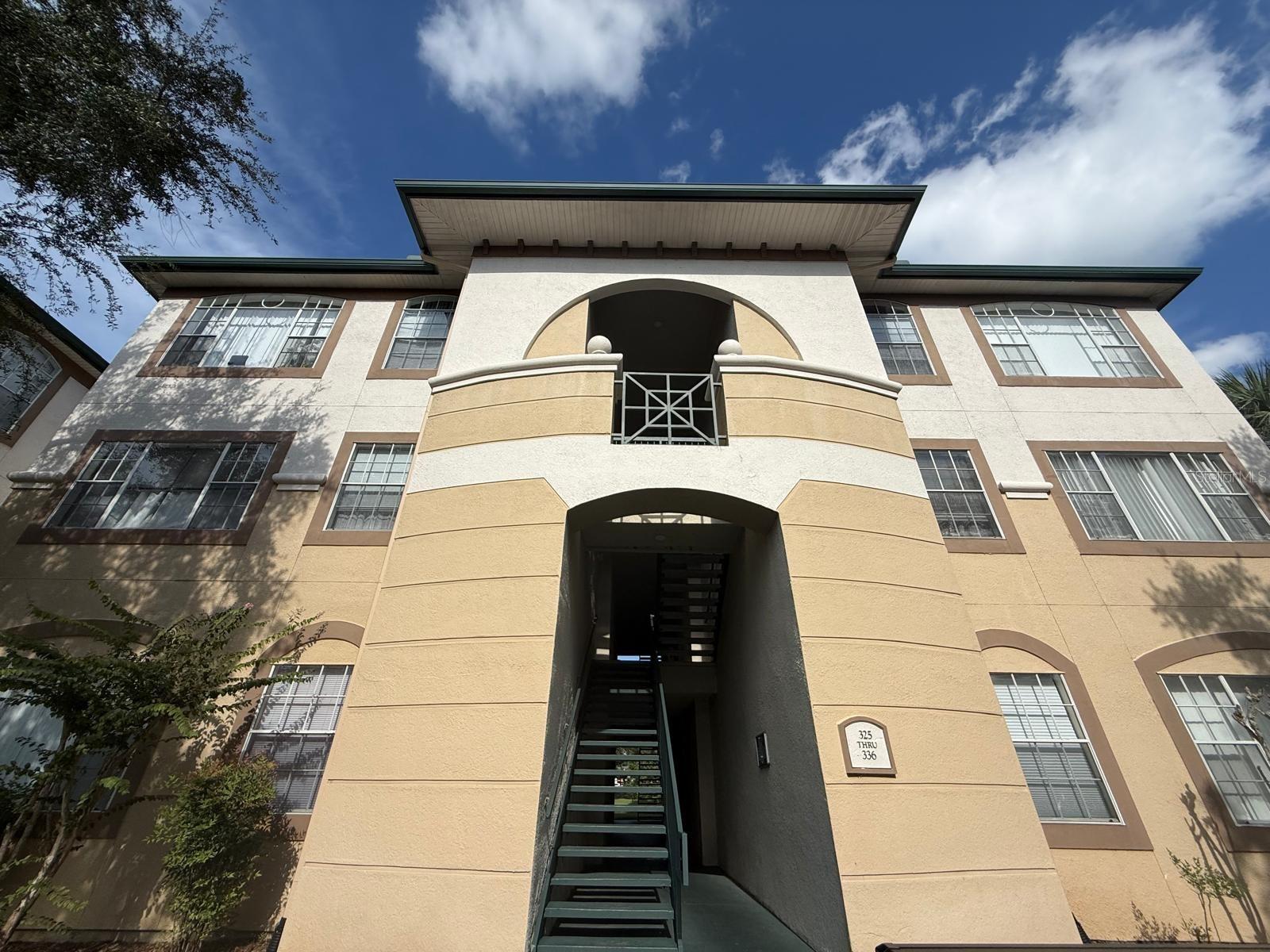 Photo of 17102 CARRINGTON PARK DRIVE #332 TAMPA FL 33647