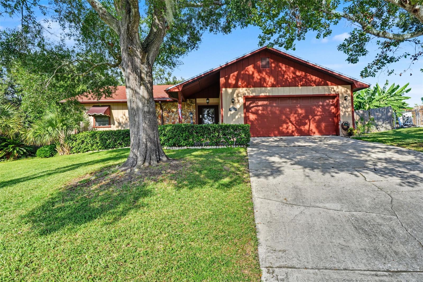 Photo of 4910 FOXRUN PLACE LAKELAND FL 33813