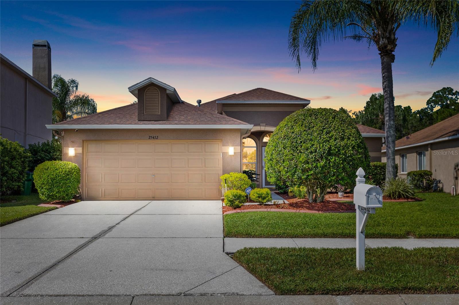 Photo of 25432 GEDDY DRIVE LAND O LAKES FL 34639