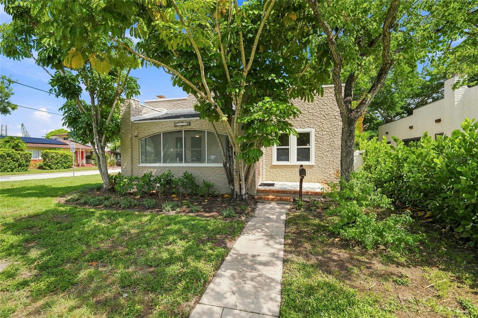 Photo of 4595 9TH AVENUE ST PETERSBURG FL 33713