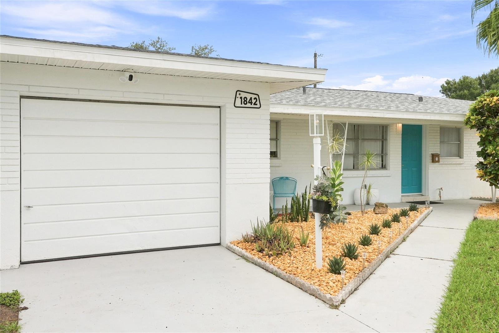 Photo of 1842 59TH WAY ST PETERSBURG FL 33710
