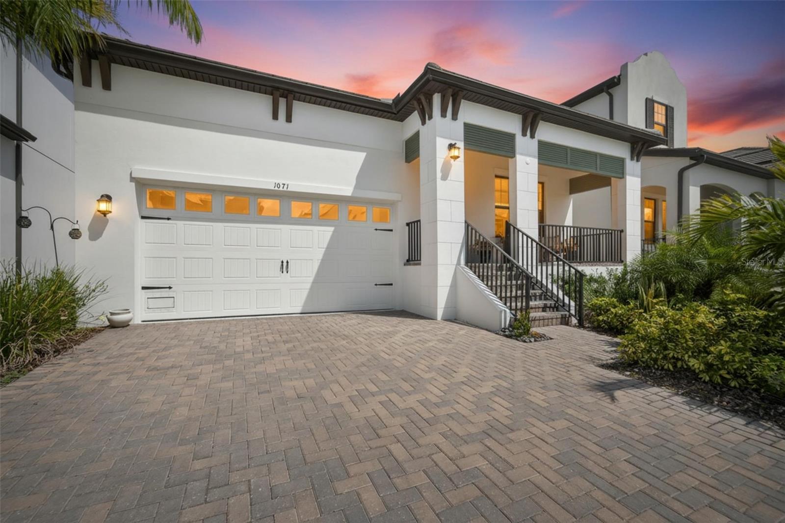 Photo of 1071 SEAGRAPE DRIVE RUSKIN FL 33570