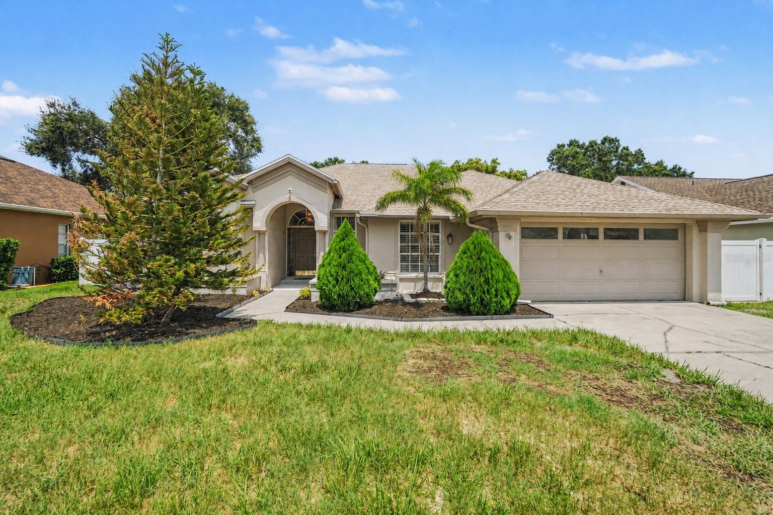 Photo of 12410 DRIFTSTONE WAY RIVERVIEW FL 33569