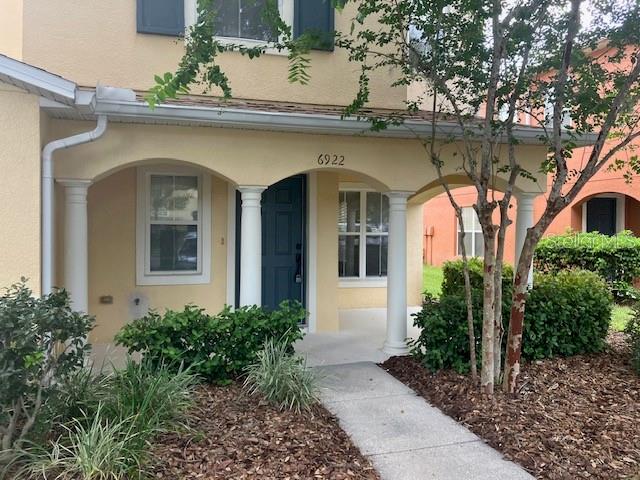 Photo of 6922 HAWTHORNE TRACE LANE RIVERVIEW FL 33578