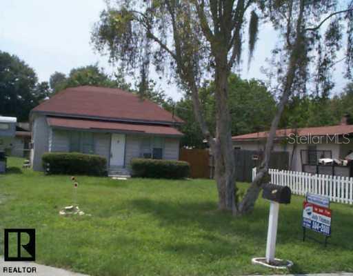 Photo of 1722 ALBEMARLE ROAD CLEARWATER FL 33764