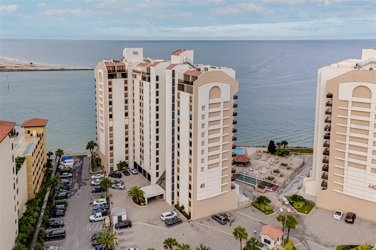 Photo of 450 S GULFVIEW BOULEVARD #1702 CLEARWATER FL 33767