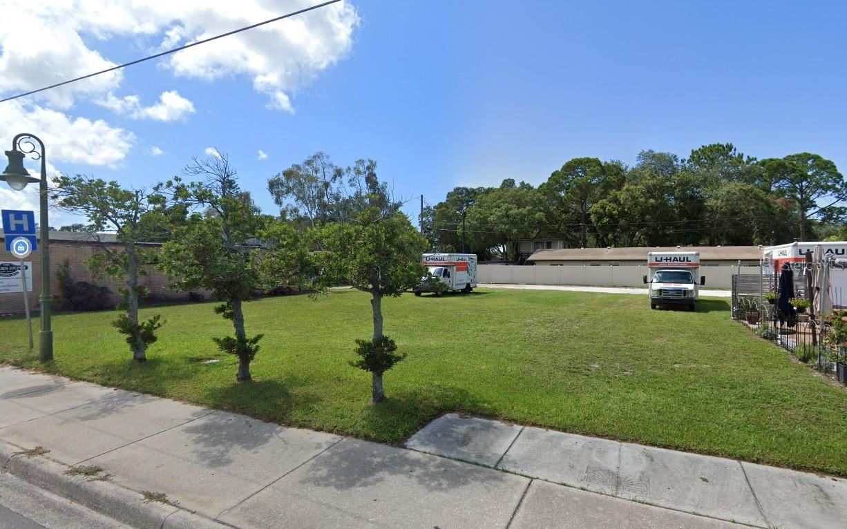 Photo of 101 CLEARWATER-LARGO ROAD LARGO FL 33770