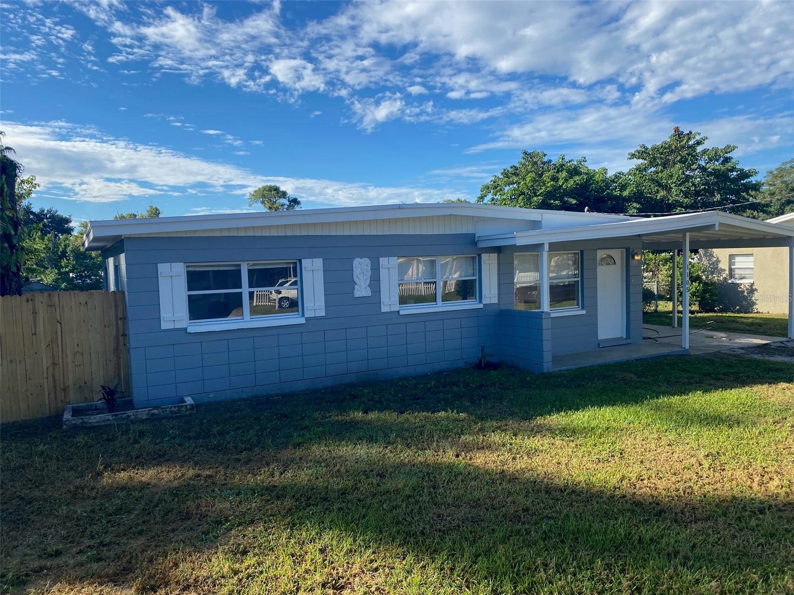 Photo of 1105 BRIARWOOD ROAD BRANDON FL 33511