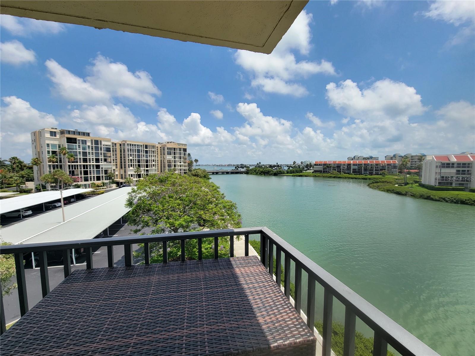 Photo of 7600 SUN ISLAND DRIVE #408 SOUTH PASADENA FL 33707