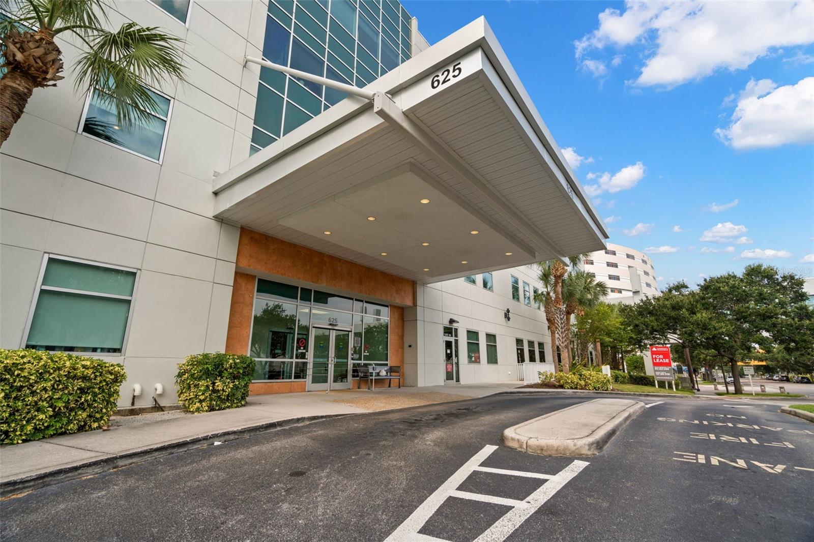 Photo of 625 6TH AVENUE #405 ST PETERSBURG FL 33701