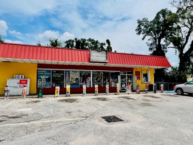 Photo of 223 E VOORHIS AVENUE DELAND FL 32724