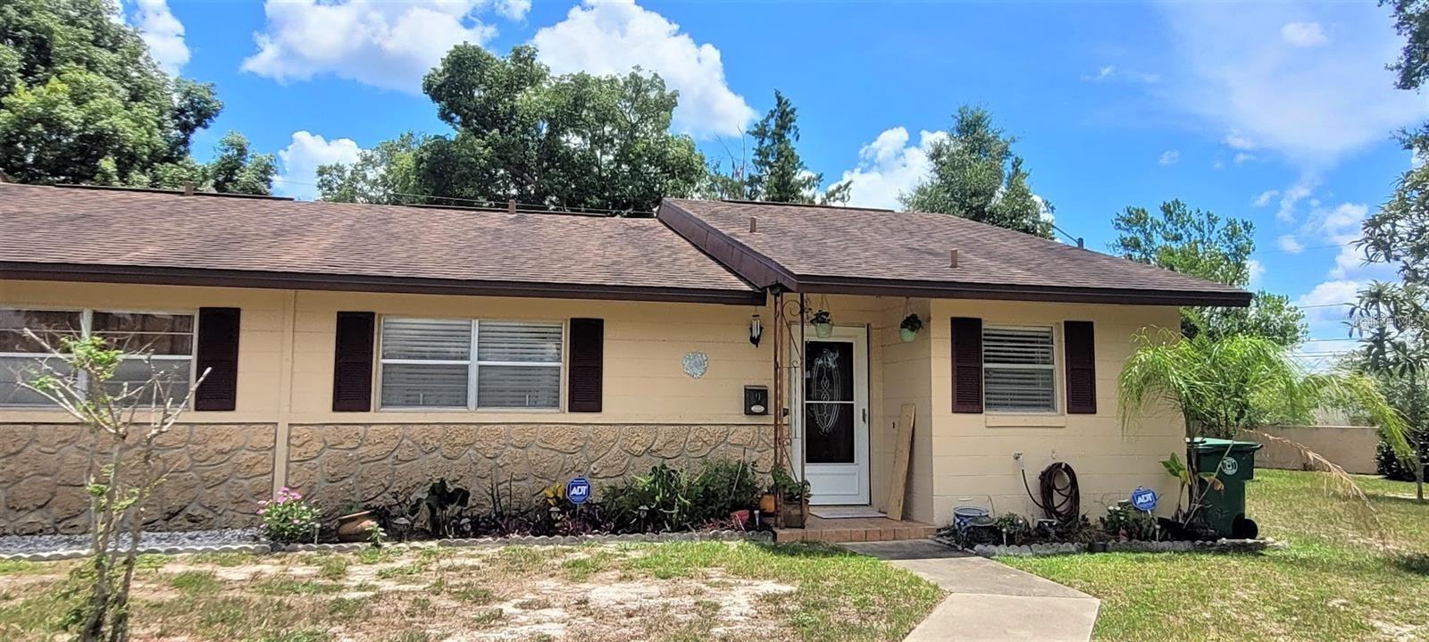 Photo of 9 VILLA VILLAR COURT #N/A DELAND FL 32724