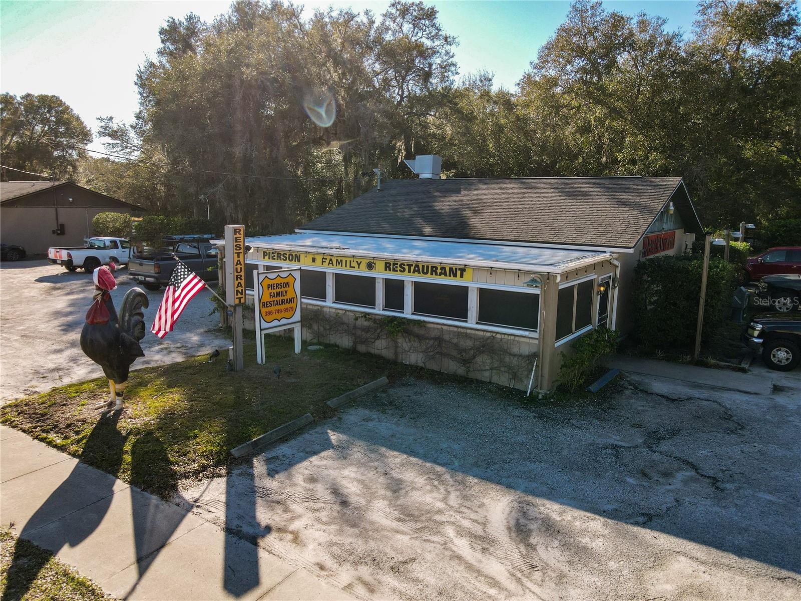 Photo of 302 S CENTER STREET PIERSON FL 32180