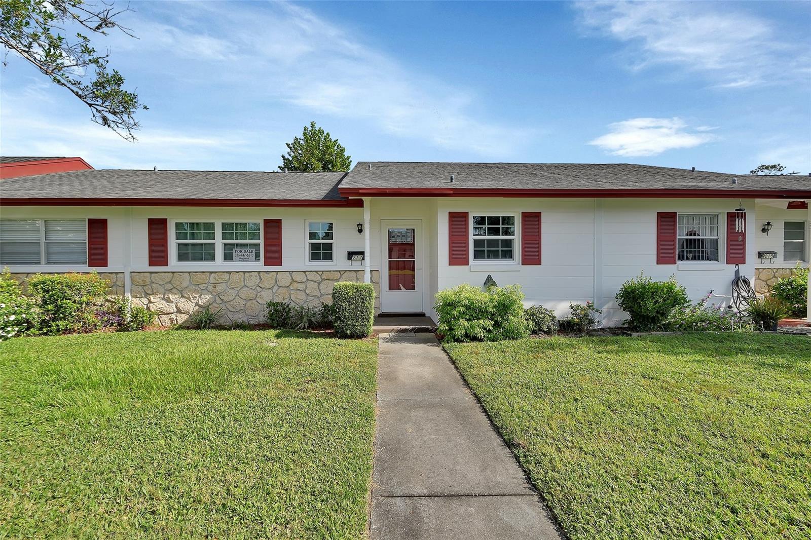 Photo of 217 N HILL AVENUE #20 DELAND FL 32724