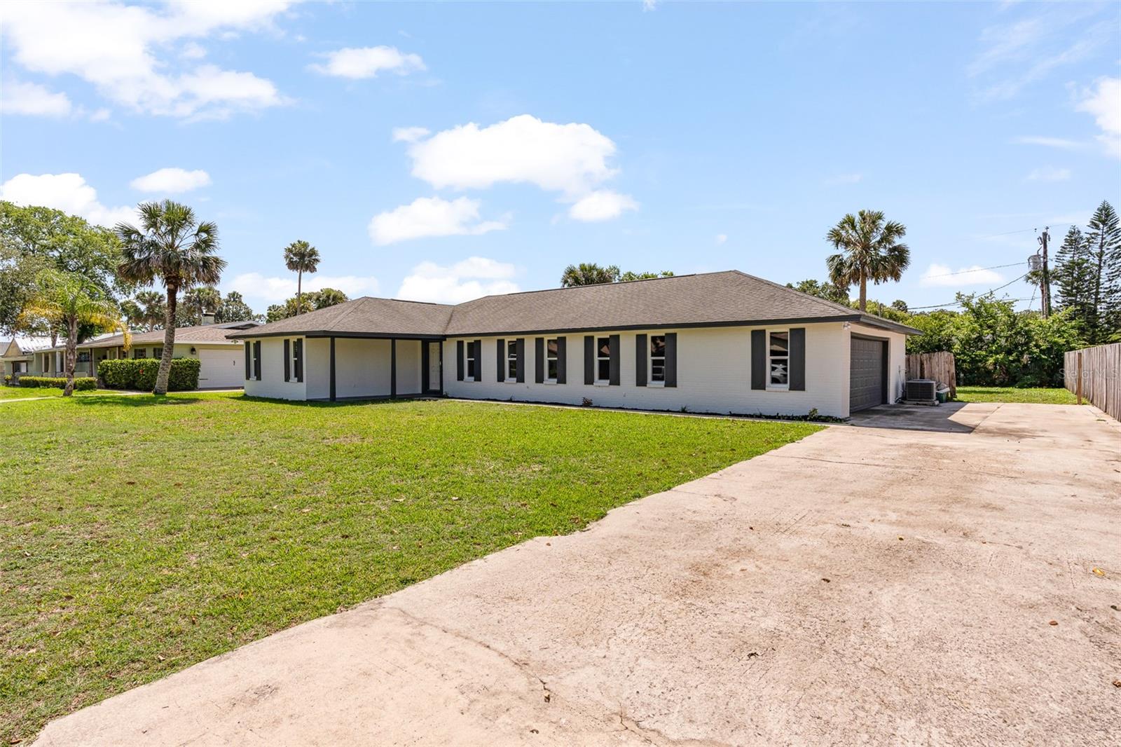 Photo of 825 WELLS DRIVE SOUTH DAYTONA FL 32119