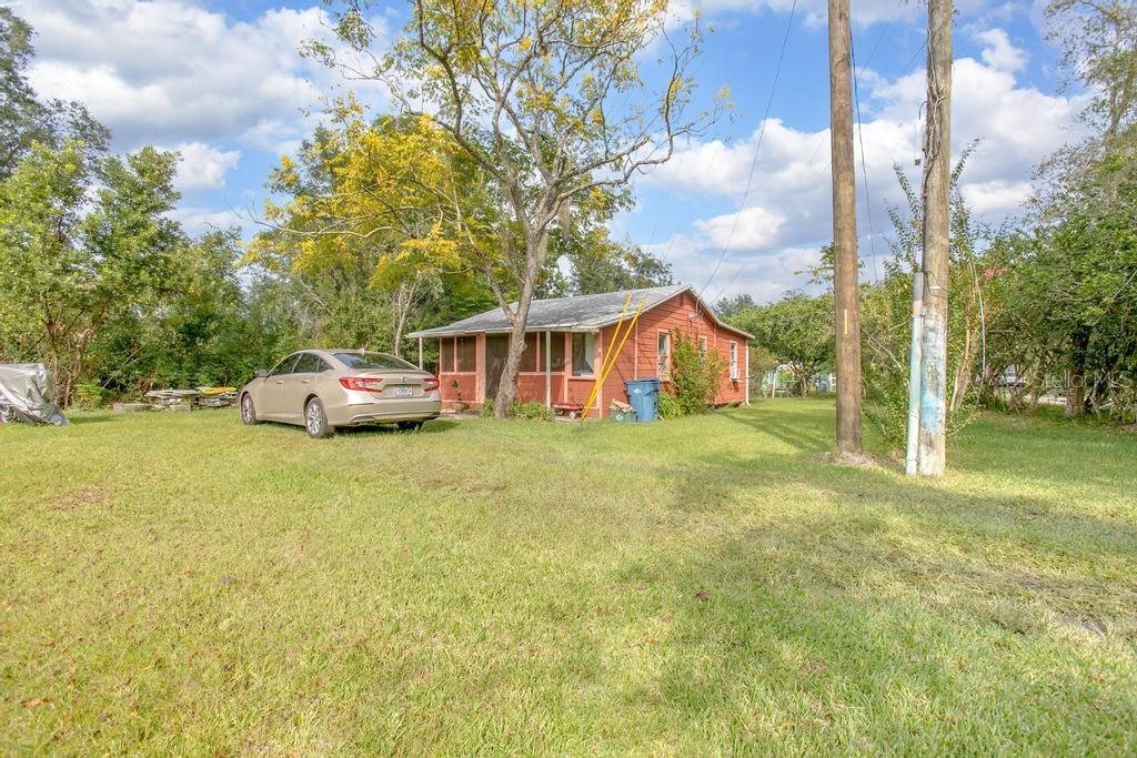 Photo of 1 SMITH COURT DELAND FL 32724